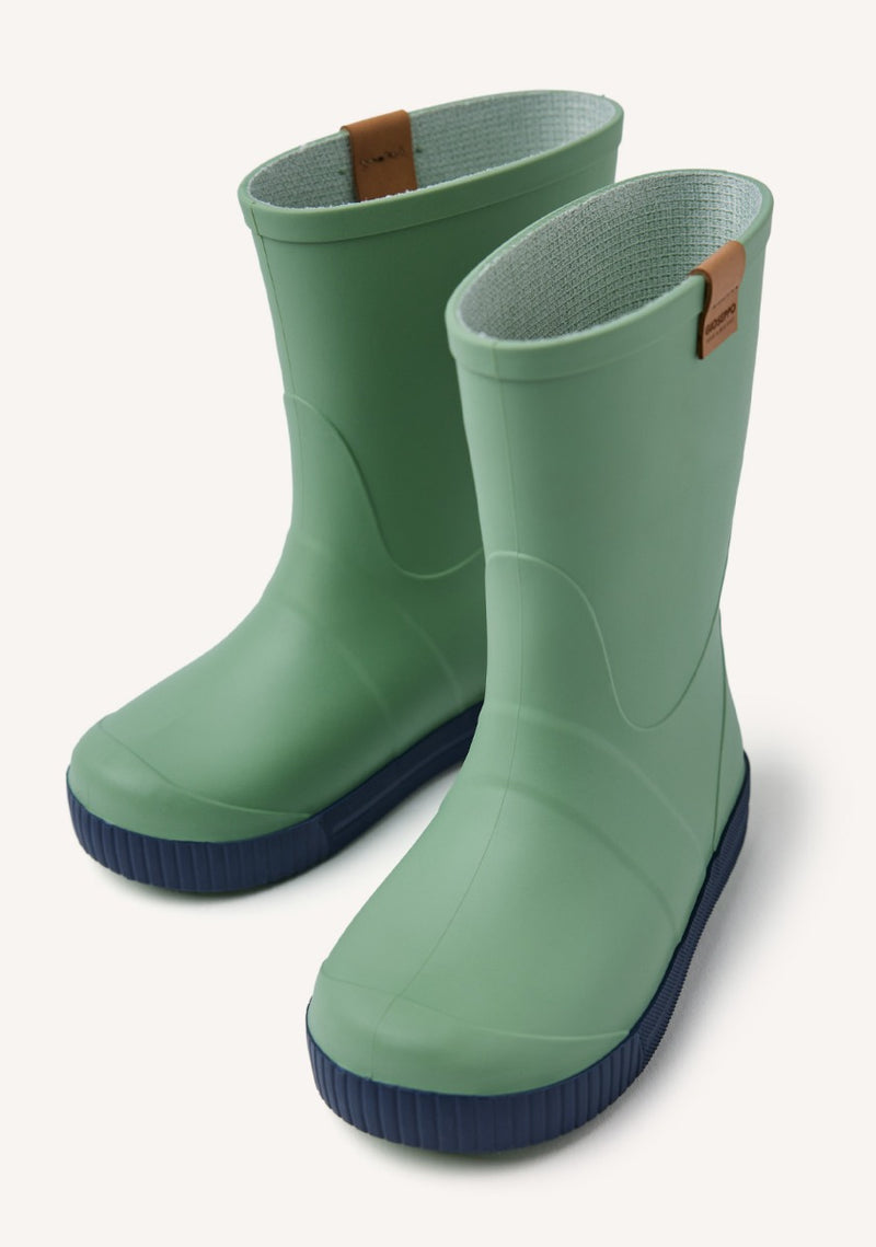 BOTAS DE AGUA BARNESS