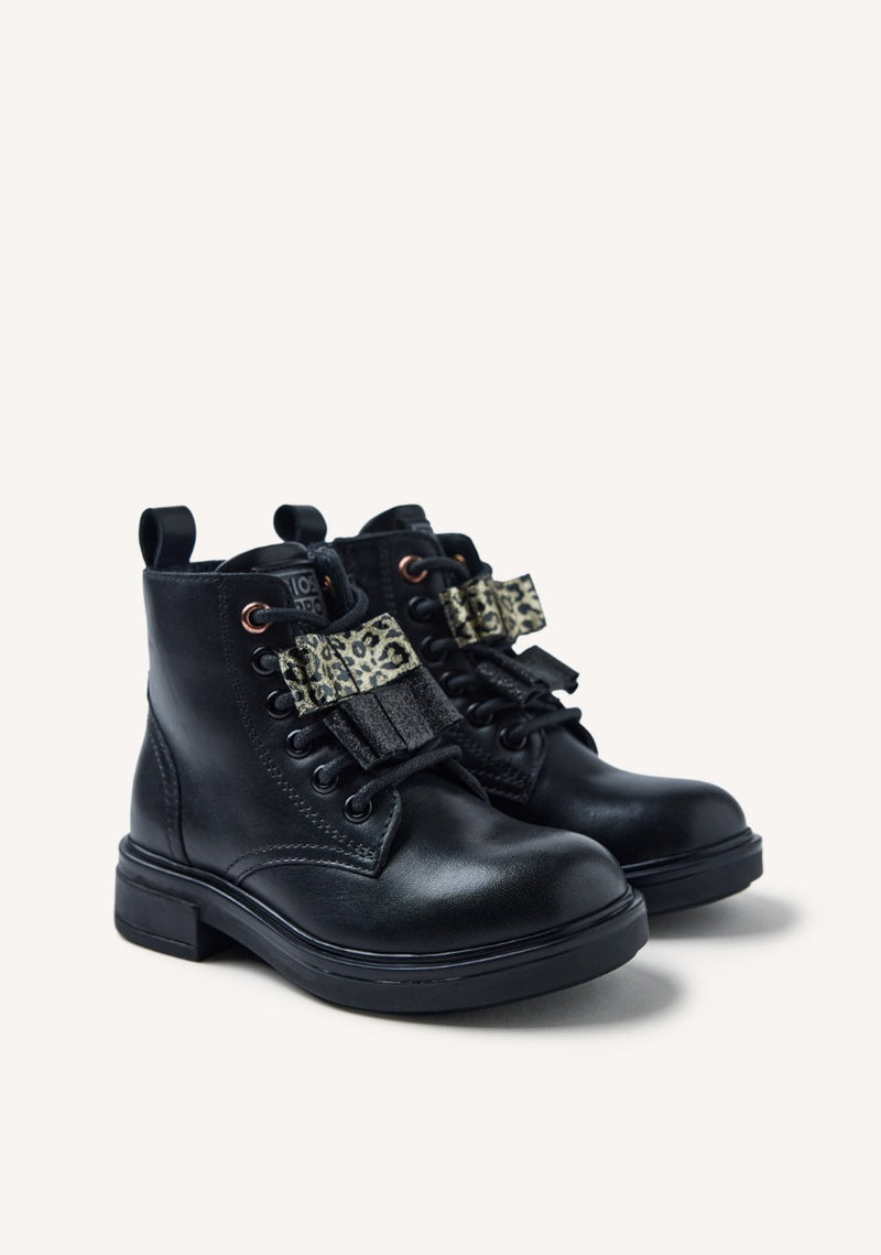 LEATHER BOOTS BOWS REVERE