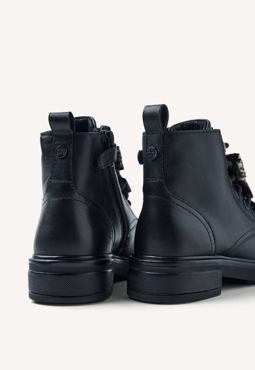 LEATHER BOOTS BOWS REVERE