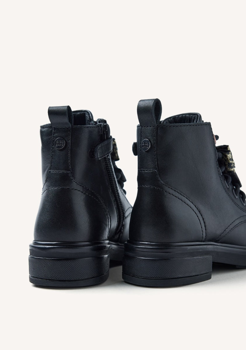 LEATHER BOOTS BOWS REVERE