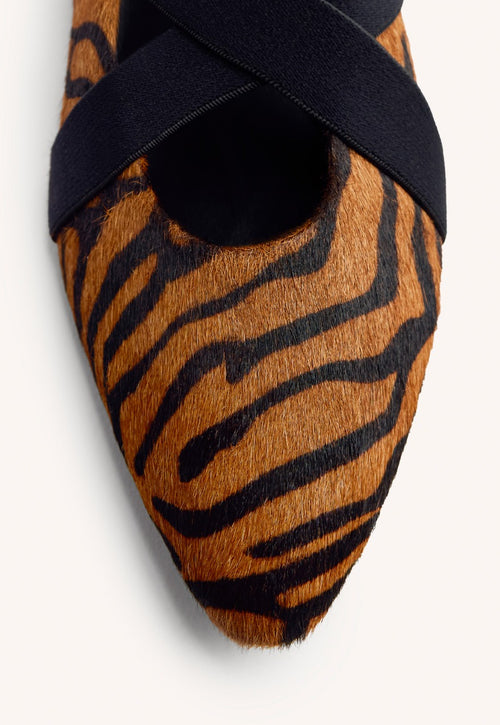ANIMAL PRINT LEATHER BALLET FLATS MILACA