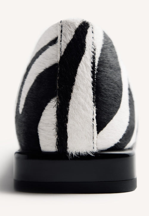 ANIMAL PRINT LEATHER BALLET FLATS MILACA