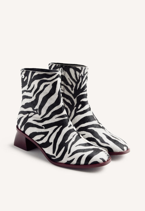 BOTINES PIEL ESTAMPADO ANIMAL REMER