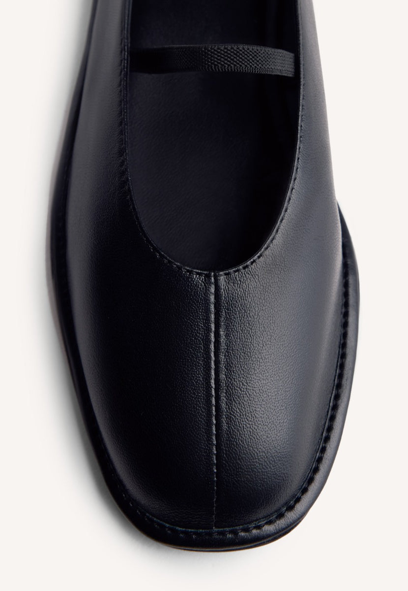 BAILARINAS PIEL OKABENA