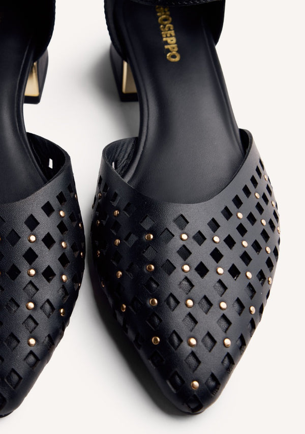 BALLERINE PELLE CON BORCHIE ONSTED