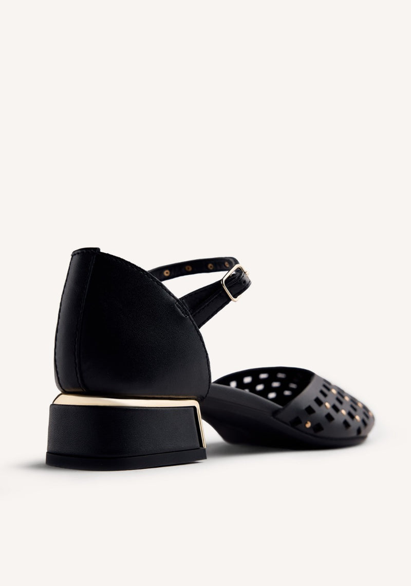 BALLERINE PELLE CON BORCHIE ONSTED