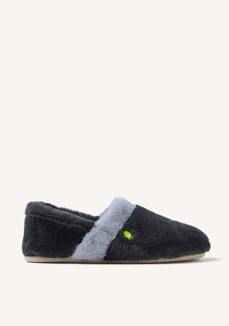 ZAPATILLAS DE CASA CERRADAS PELO OWOSSO
