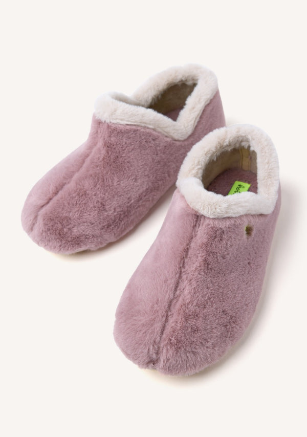ZAPATILLAS DE CASA ABOTINADAS PELO KERRICK