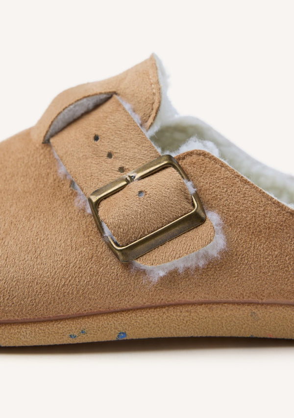 ZAPATILLAS DE CASA TIPO ZUECOS BAMARA KALKASKA