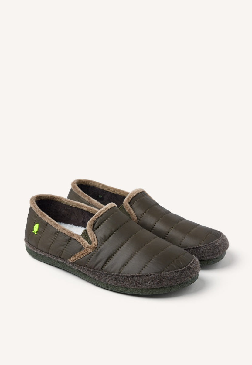 ZAPATILLAS DE CASA CERRADAS WYKOFF