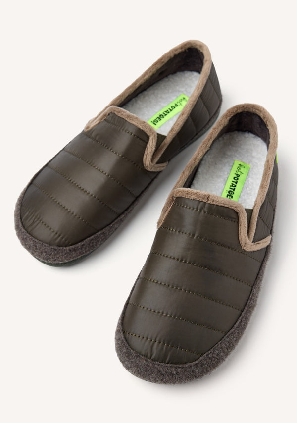 ZAPATILLAS DE CASA CERRADAS WYKOFF