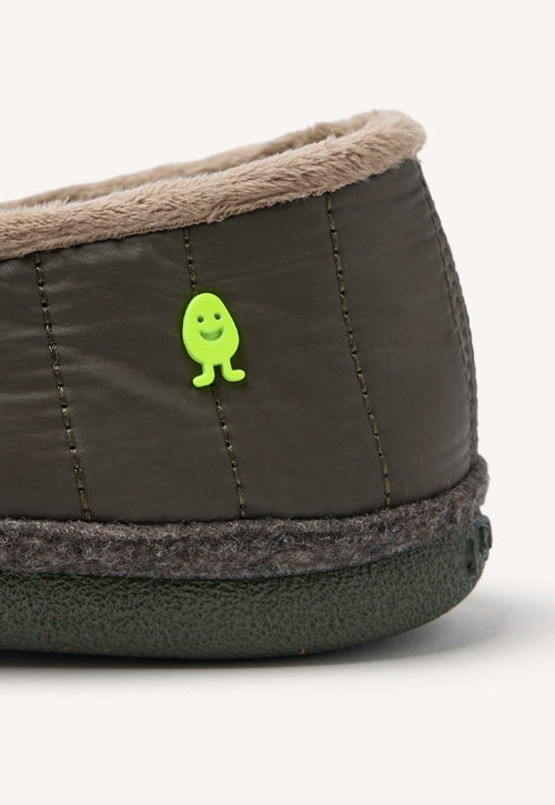 CLOSED HOUSE SLIPPERS WYKOFF