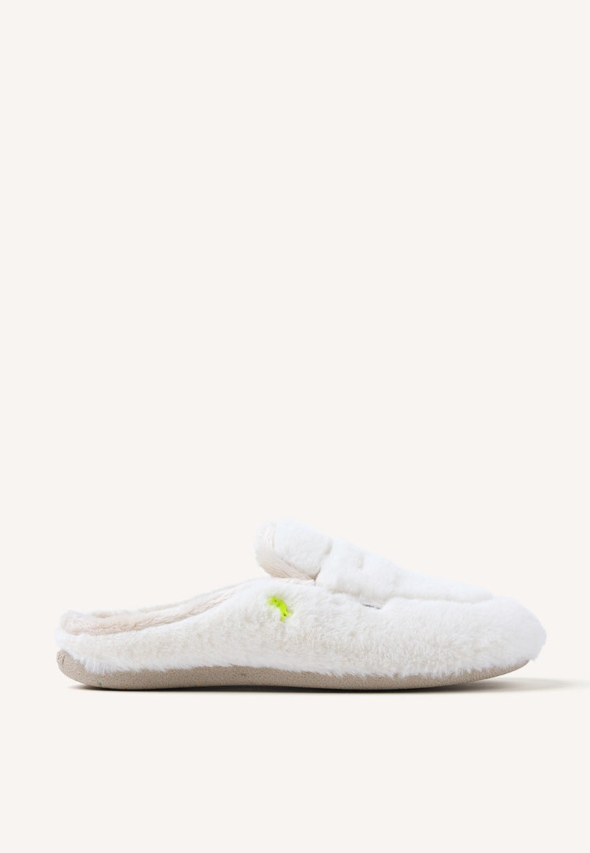 PANTOUFLES TYPE MOCASSIN MICROFIBRE HARRIETA