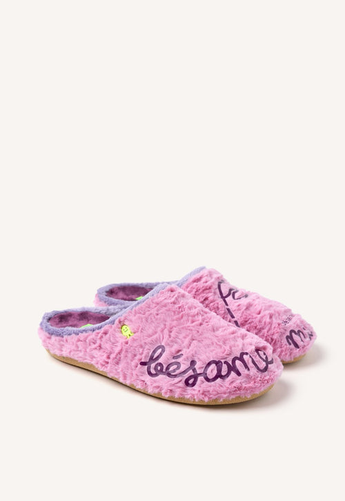 FUR HOUSE SLIPPERS PHRASE LUPTON