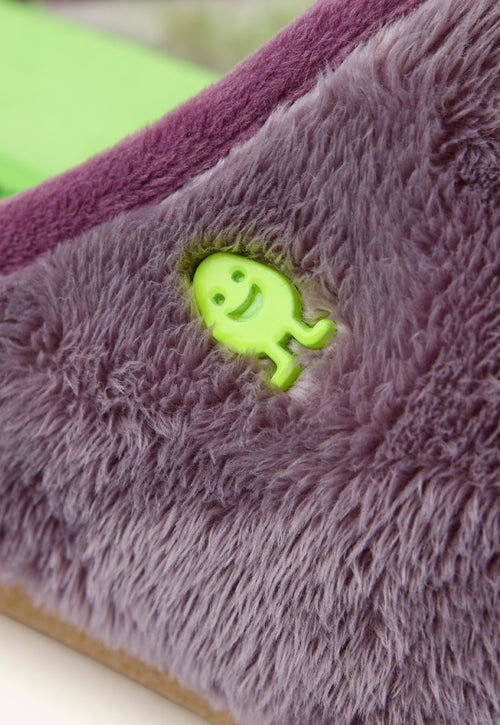 FUR HOUSE SLIPPERS DRAWING SLAYTON