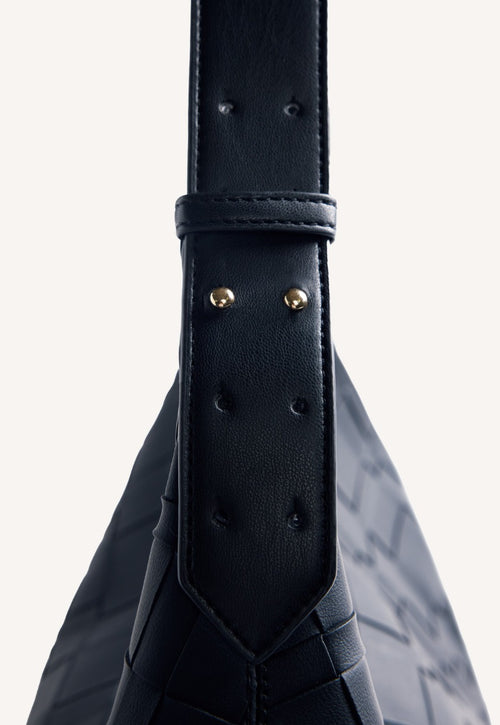TEXTURE SHOULDER BAG MAHTOWA