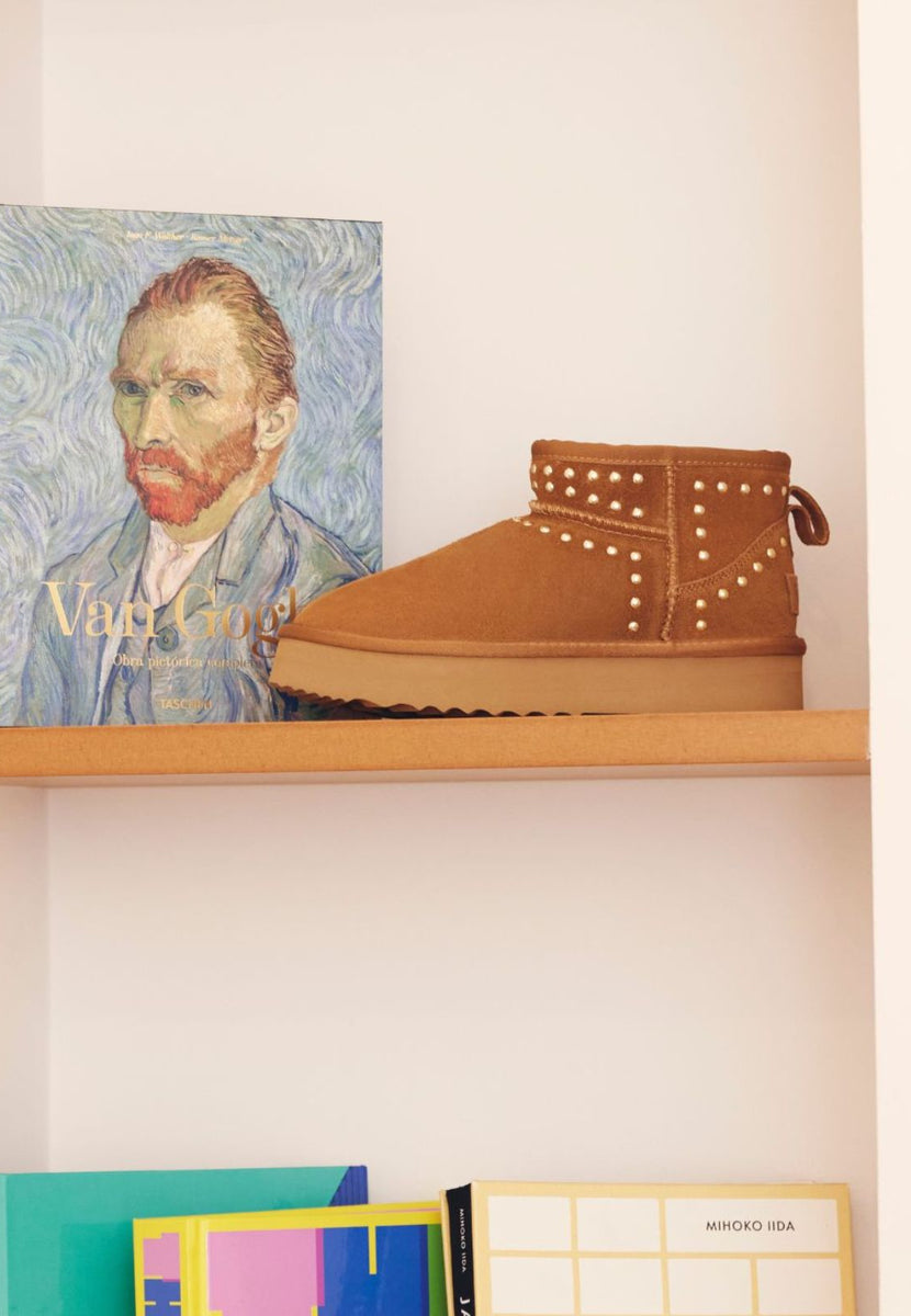 AUSTRALIAN LEATHER BOOTS STUDS AGDER