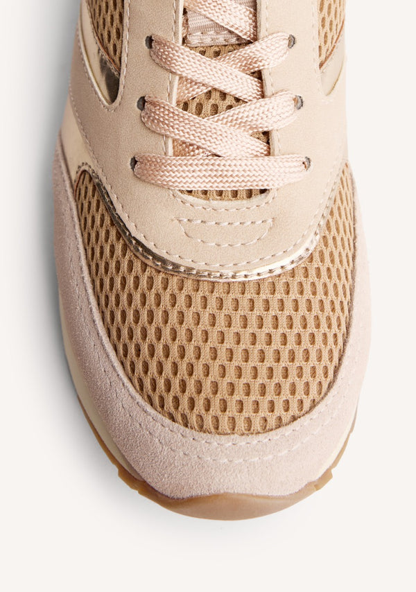 ZAPATILLAS PIEL Y REJILLA CUÑA KEEWATIN