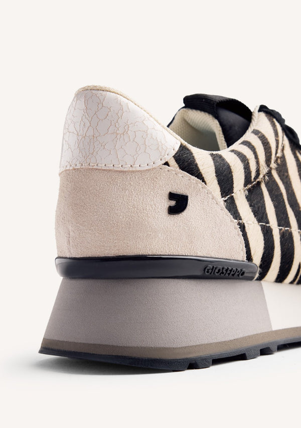 ZAPATILLAS PIEL ESTAMPADO ANIMAL CHESANING