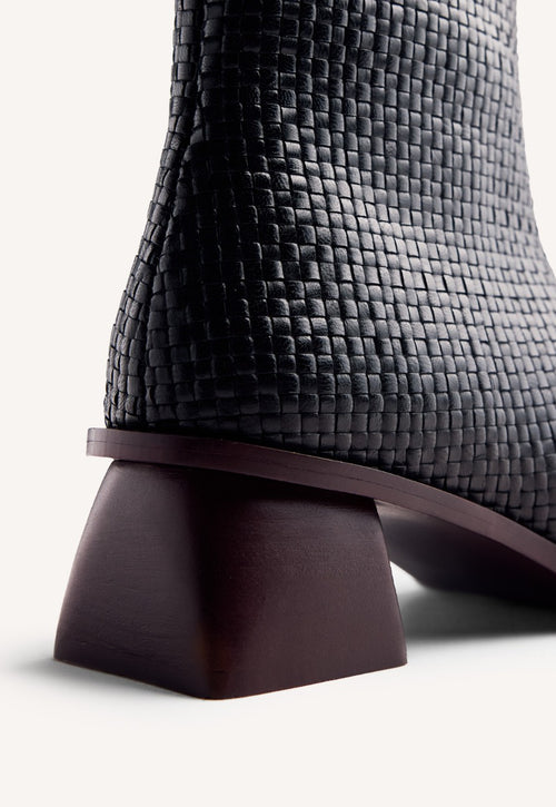 BRAIDED LEATHER BOOTS BEXLEY