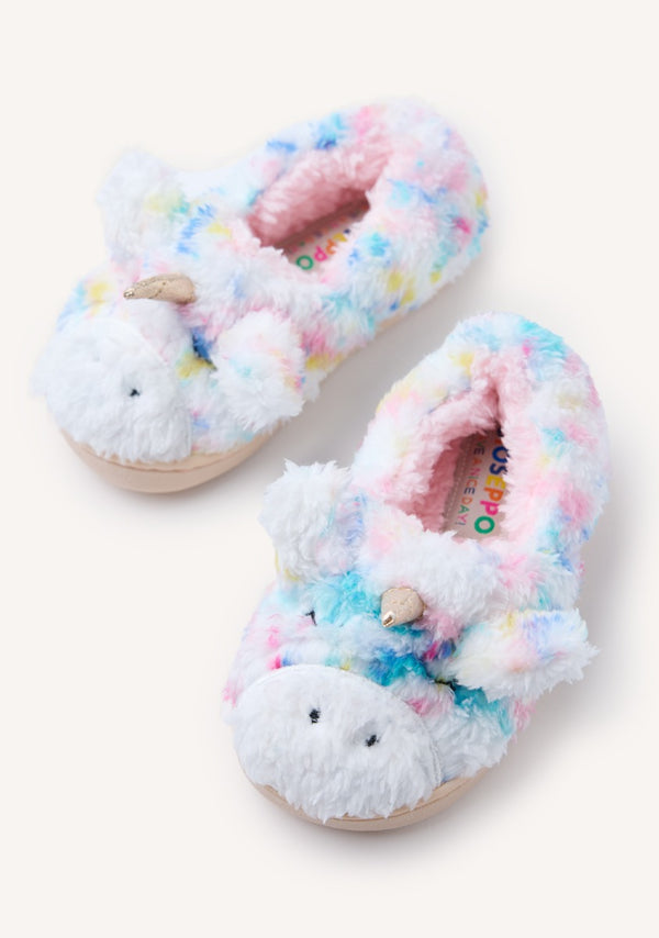 ZAPATILLAS DE CASA CERRADAS PELO TENNEY