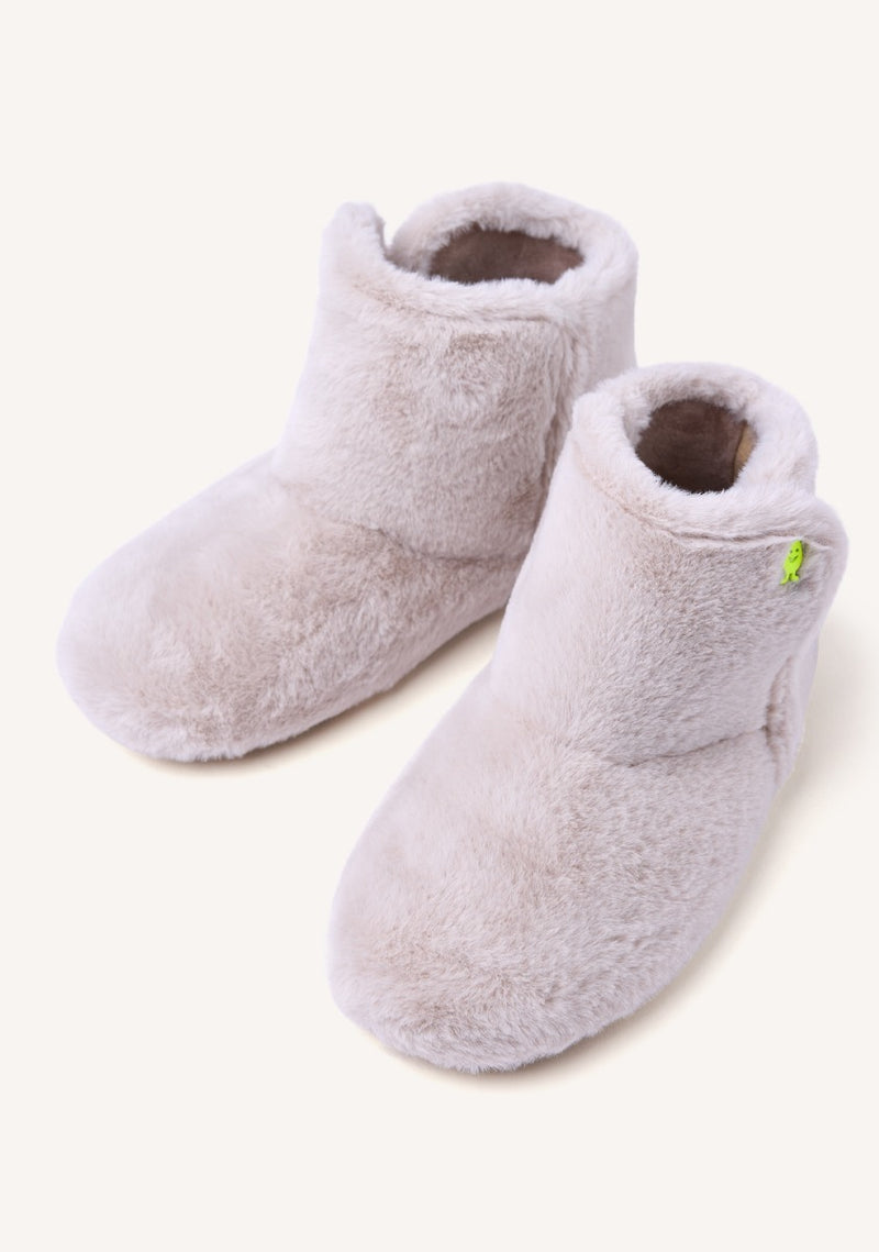 CANDON FURRY BOOT-STYLE SLIPPERS