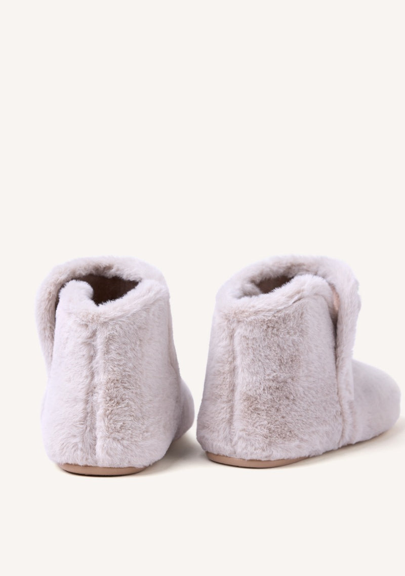 CANDON FURRY BOOT-STYLE SLIPPERS