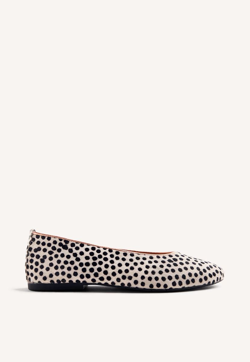 ANIMAL PRINT LEATHER BALLET FLATS UVINZA