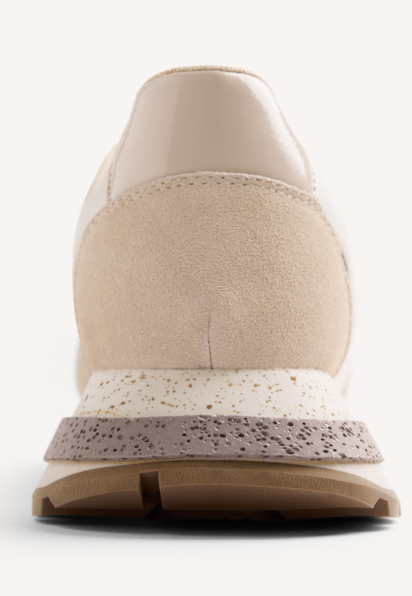 ZAPATILLAS PIEL Y REJILLA PUSCA 