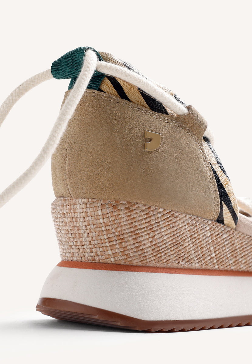 ZAPATILLAS ABIERTAS PIEL CUÑA ESTAMPADO ANIMAL ABUYA