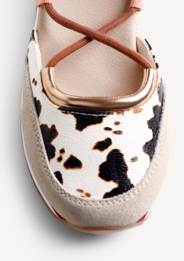 ZAPATILLAS ABIERTAS PIEL CUÑA ESTAMPADO ANIMAL ABUYA