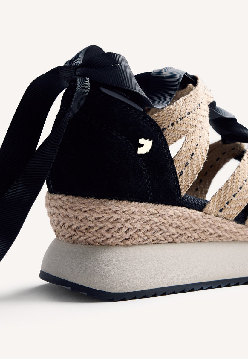 ZAPATILLAS ABIERTAS PIEL Y RAFIA CUÑA KIDIKA