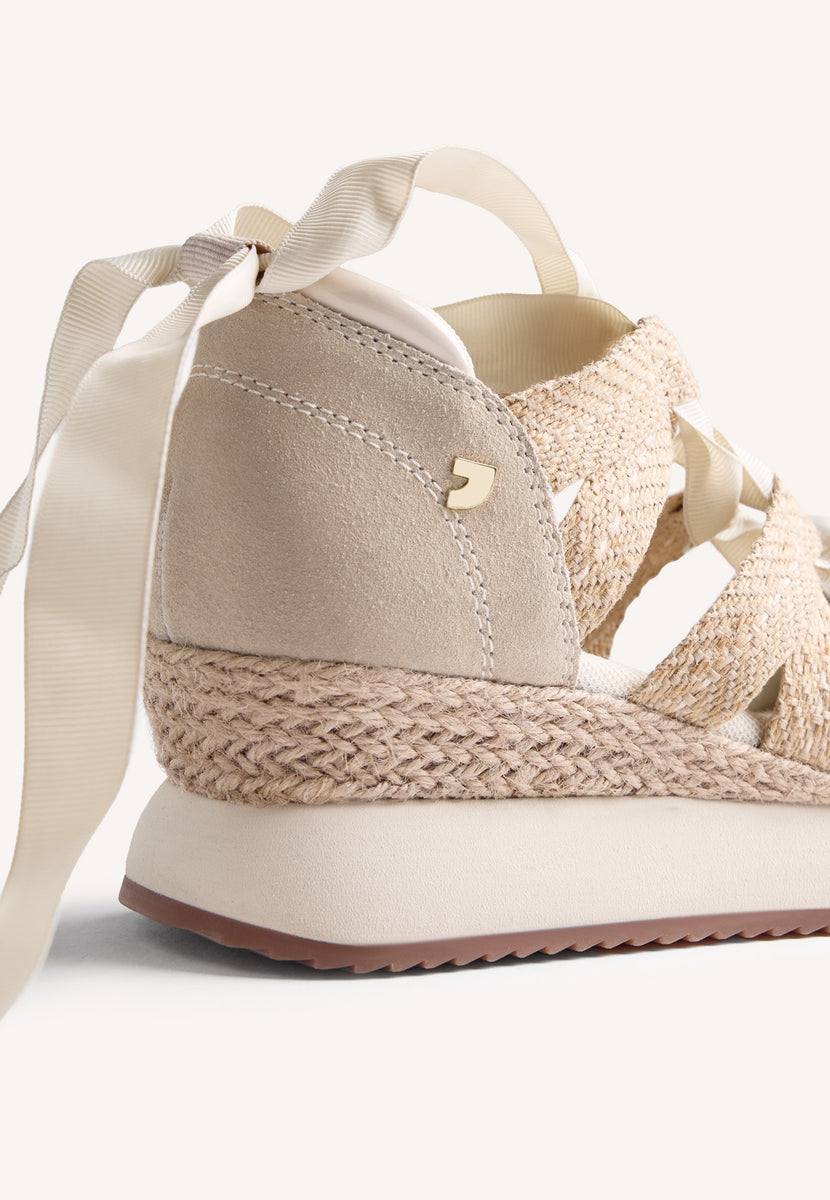 ZAPATILLAS ABIERTAS PIEL Y RAFIA CUÑA KIDIKA