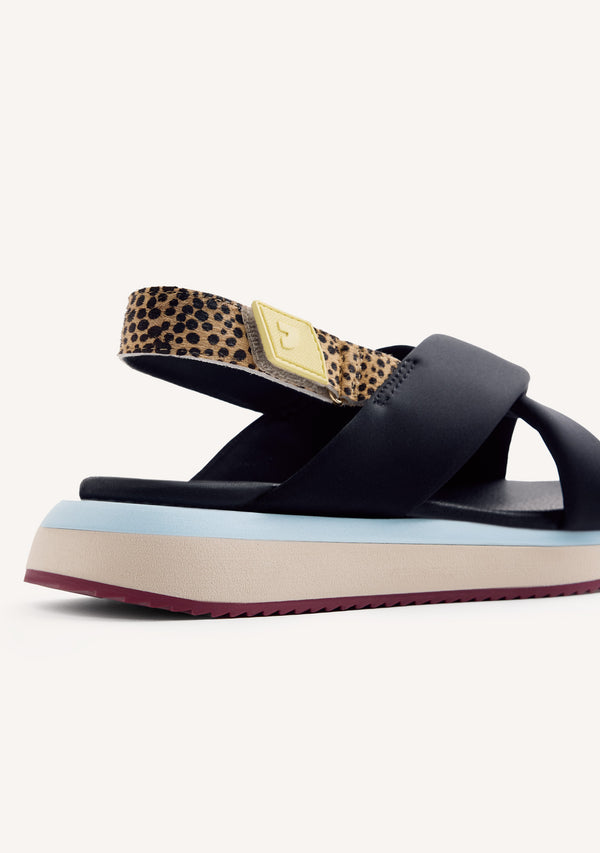 SANDALIAS DEPORTIVAS PIEL ESTAMPADO ANIMAL TALISAY