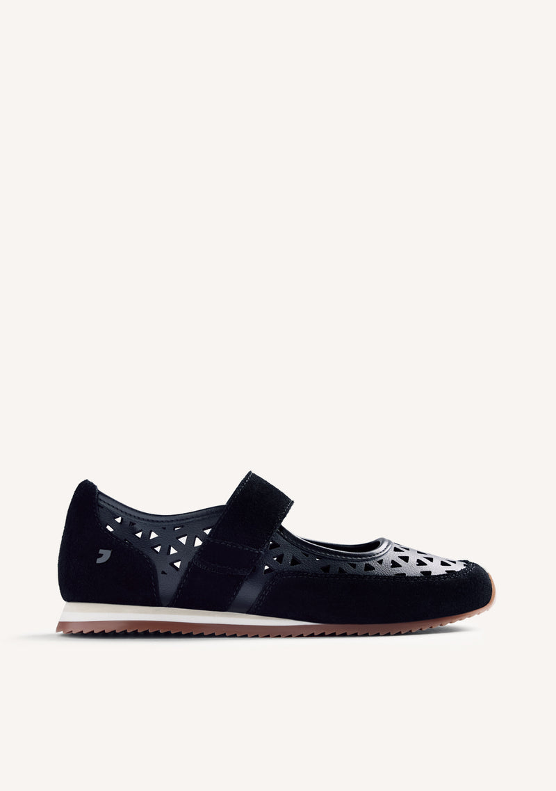CUT-OUT LEATHER SPORTY BALLET FLATS SINGIDA