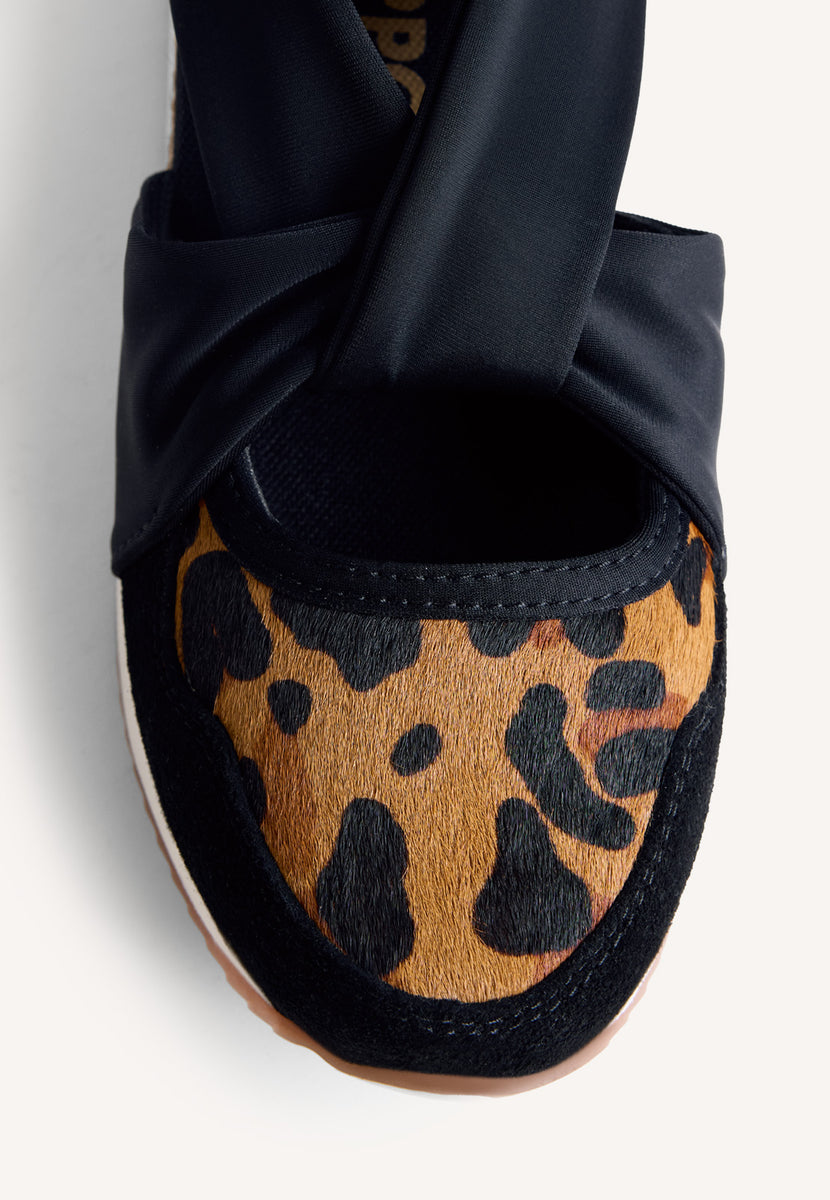 ANIMAL PRINT LEATHER OPEN WEDGE SNEAKERS GAPAN