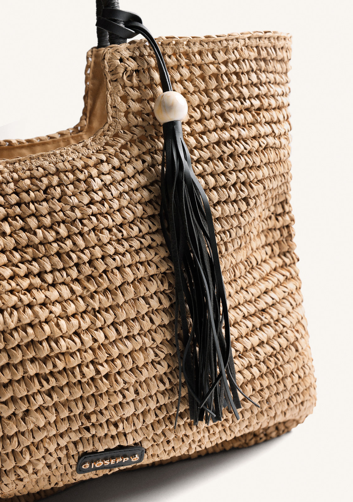 FRINGED STRAW BAG SORSOGON