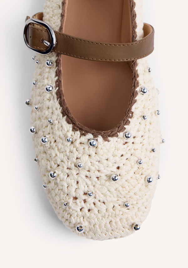 BAILARINAS PIEL, CROCHET Y CUENTAS MANYONI