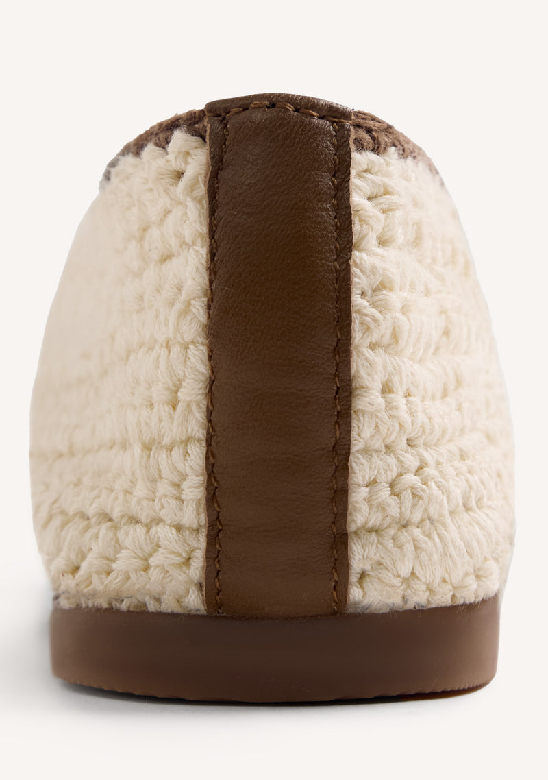 SABRINAS COURO, CROCHÊ E CONTAS MANYONI