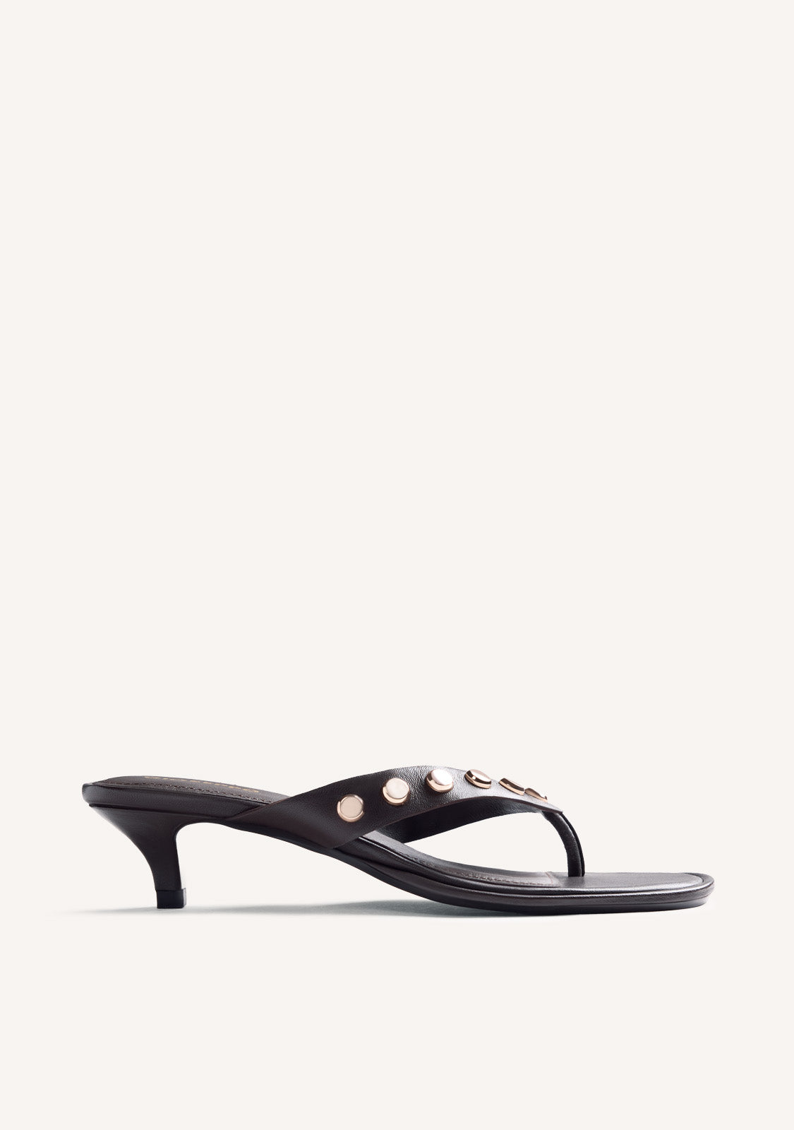 SANDALIAS TACÓN PIEL Y TACHAS SOKOTO
