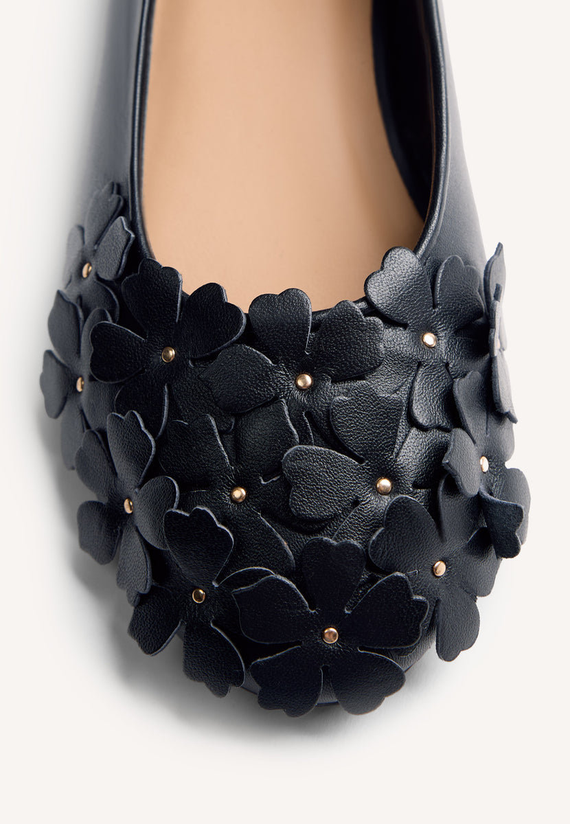 SABRINAS COURO FLORES TOWNSEND