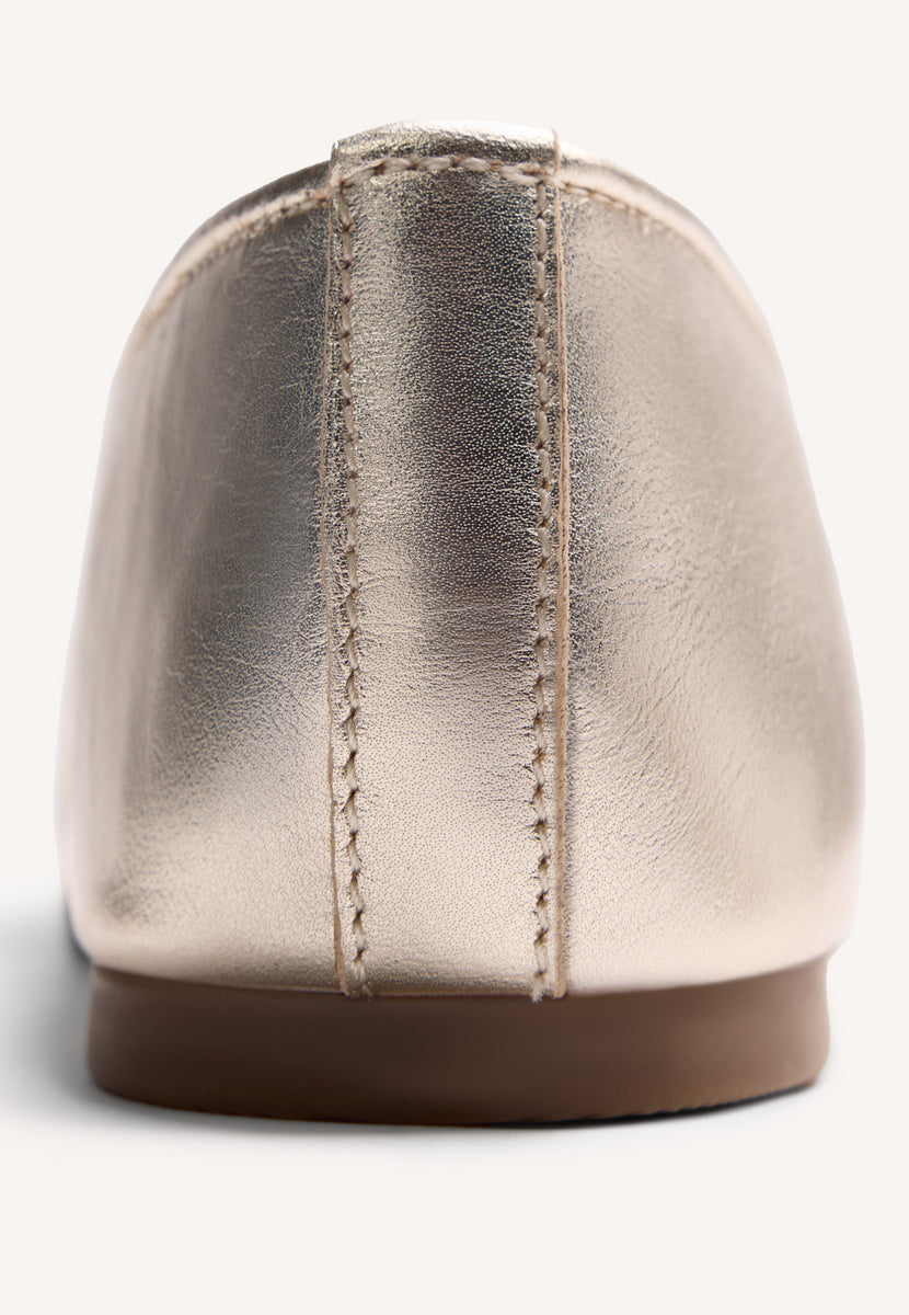 SABRINAS COURO FLORES TOWNSEND