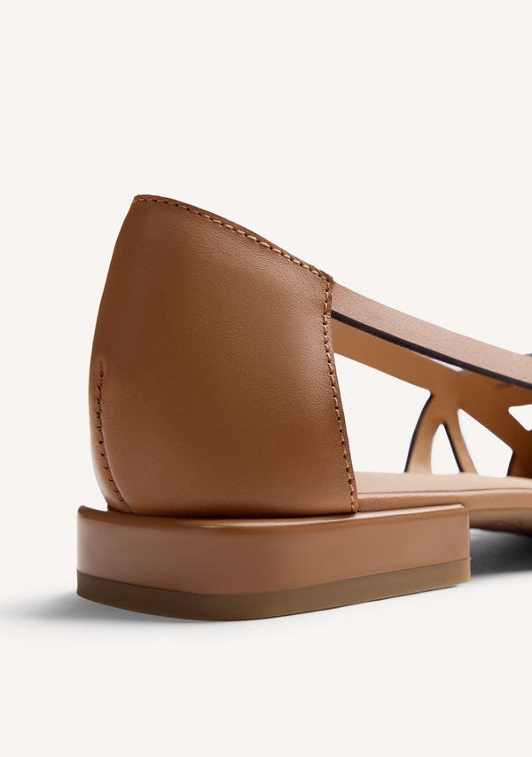 CUT-OUT LEATHER BALLET FLATS BUMALA