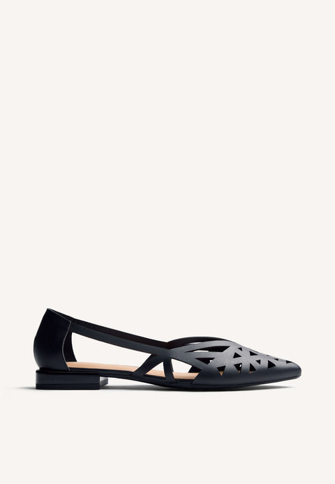 CUT-OUT LEATHER BALLET FLATS BUMALA