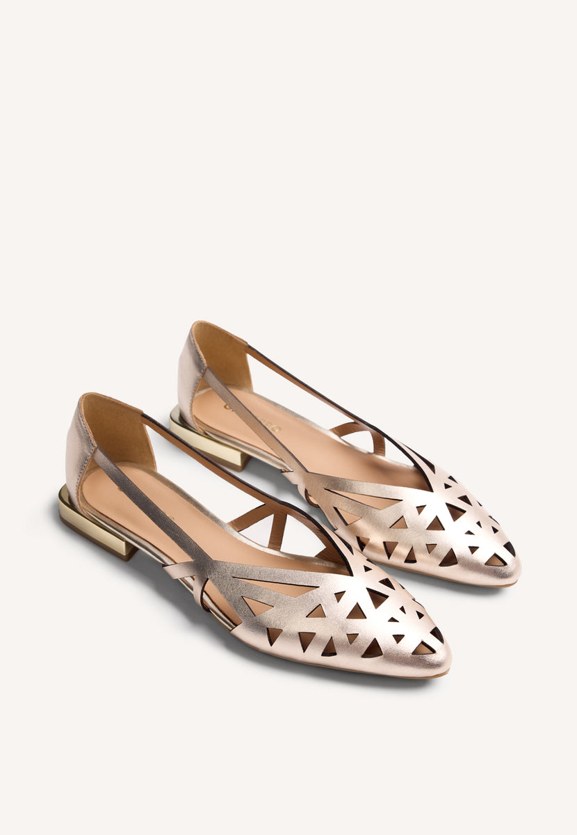 CUT-OUT LEATHER BALLET FLATS BUMALA