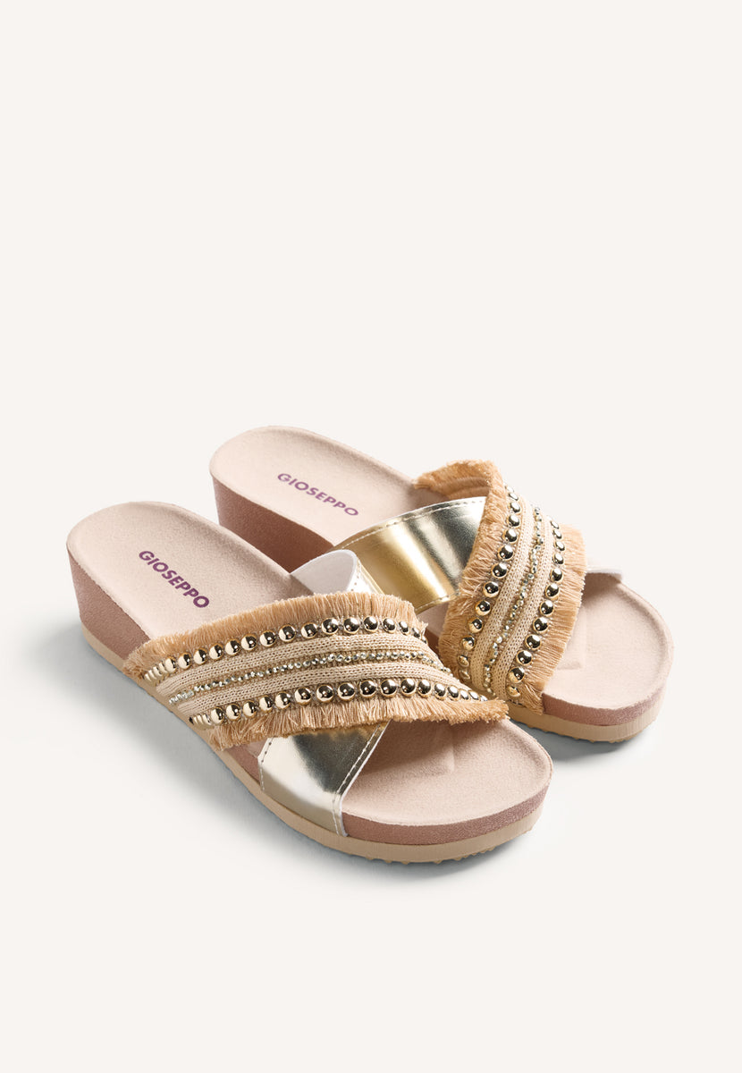 SANDALES BIO COMPENSÉES CLOUS ET FRANGES SUMBAWA