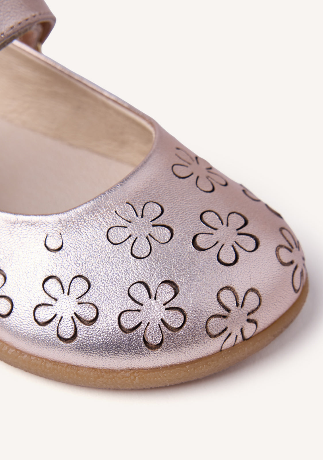 GIOSEPPO BAREFOOT - CUT-OUT LEATHER BALLET FLATS IRIGA