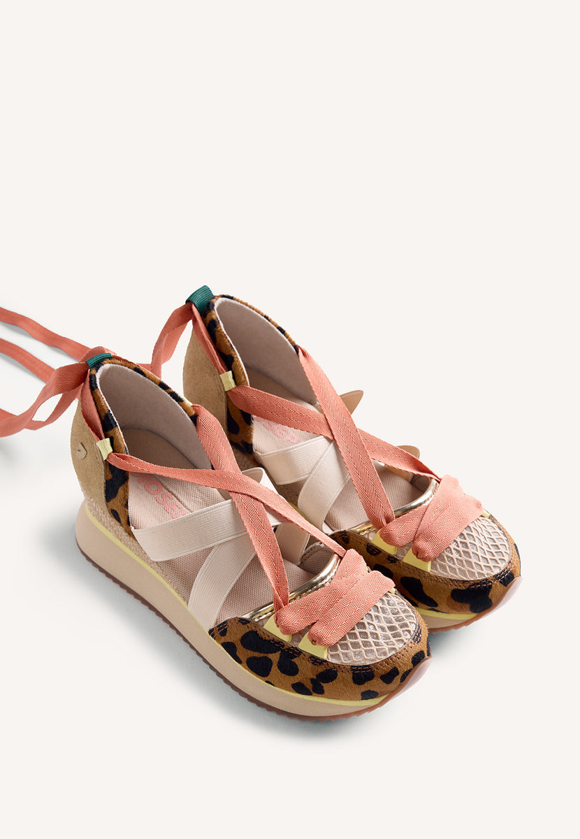 ZAPATILLAS ABIERTAS PIEL CUÑA ESTAMPADO ANIMAL DESINIC