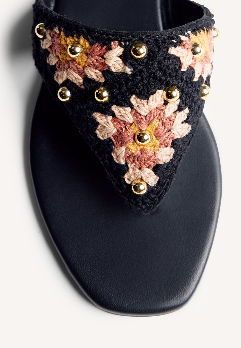 SANDALIAS CROCHET Y TACHAS ISIOLO