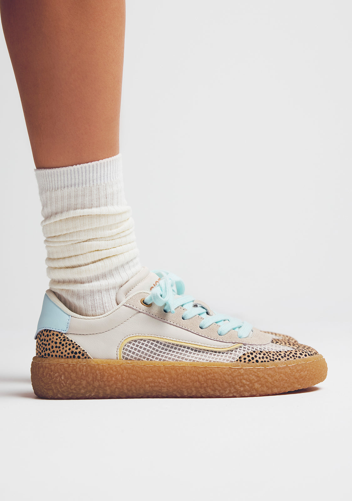 LEATHER AND MESH SNEAKERS COZAD